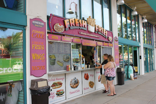 Photo of Fresh Fries Worlds Freshest Fries ! - 415 Broadway, Wisconsin Dells, WI 53965