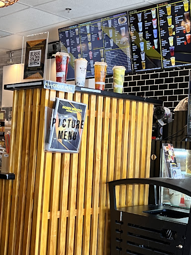 Photo of Honey Bee Tea - 429 Lafayette Ctr Dr, Manchester, MO 63011