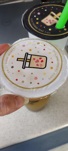 Photo of Honey Bee Tea - 429 Lafayette Ctr Dr, Manchester, MO 63011