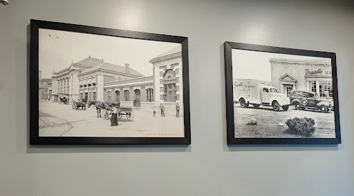 Photo of Friendly's - 120 Hoosick St, Troy, NY 12180