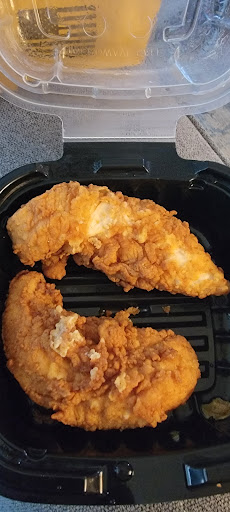 Photo of Super Chix - Tupelo, MS - 1175 W Main St Suite A, Tupelo, MS 38801