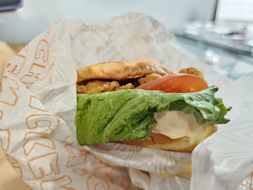 Photo of Whataburger - 101 N College St, Auburn, AL 36830