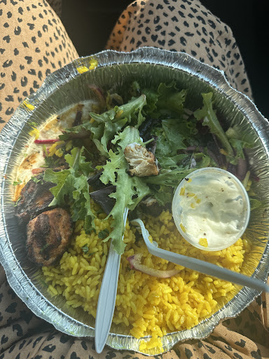 Photo of Hut Plate - 569 West Side Ave, Jersey City, NJ 07304