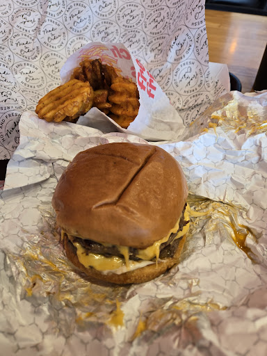 Photo of Halal Burgers (Hilliard, Columbus) - 3744 Fishinger Blvd, Hilliard, OH 43026