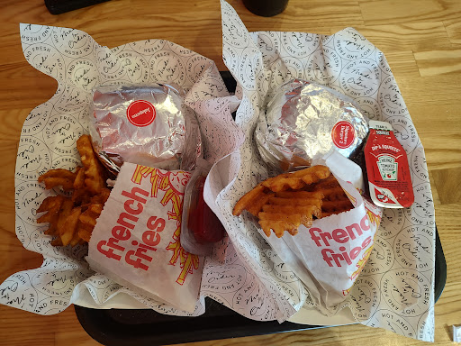 Photo of Halal Burgers (Hilliard, Columbus) - 3744 Fishinger Blvd, Hilliard, OH 43026