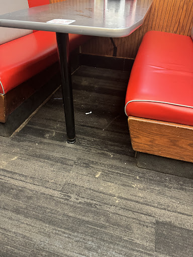 Photo of Friendly's - 1700 Burrstone Rd, New Hartford, NY 13413