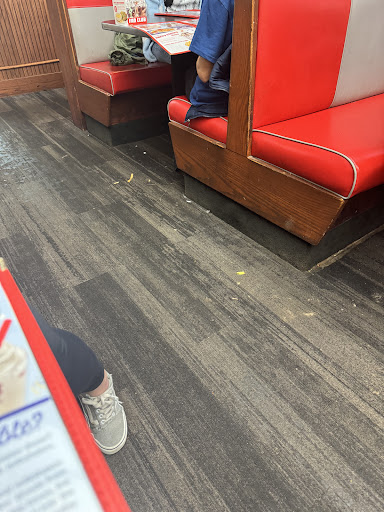 Photo of Friendly's - 1700 Burrstone Rd, New Hartford, NY 13413