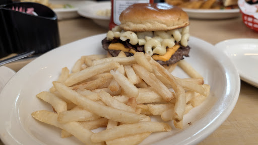 Photo of Friendly's - 1700 Burrstone Rd, New Hartford, NY 13413