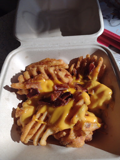 Photo of Friendly's - 1700 Burrstone Rd, New Hartford, NY 13413