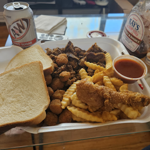 Photo of Newt's Food Machine - 2005 Magnolia Rd, Lanett, AL 36863