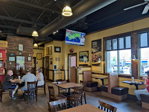 Photo of Zaxbys Chicken Fingers & Buffalo Wings - 322 Hawthorne Blvd, Warrensburg, MO 64093