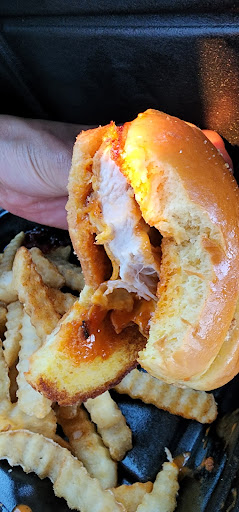 Photo of Zaxbys Chicken Fingers & Buffalo Wings - 322 Hawthorne Blvd, Warrensburg, MO 64093