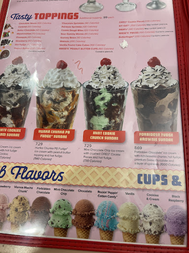 Photo of Friendly's - 130 Rubber Ave, Naugatuck, CT 06770