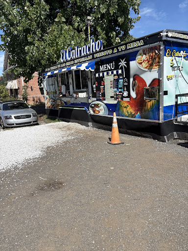 Photo of El Catracho 5 Stars Food LLC - 574 Wolcott St, Waterbury, CT 06705