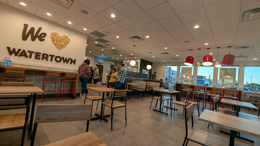 Photo of Wendy's - 937 5th St SE, Watertown, SD 57201