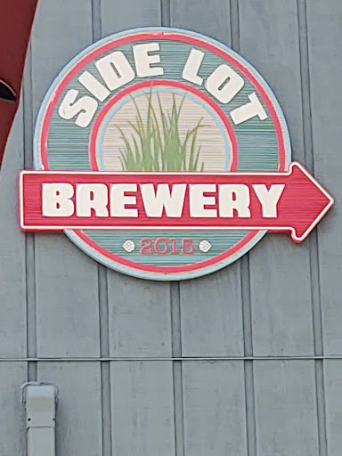 Photo of The Side Lot - 110 Slocum Lake Rd, Wauconda, IL 60084