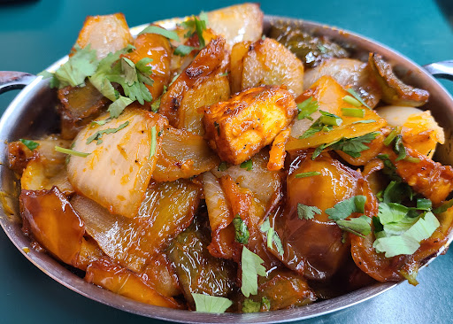 Photo of Gyro Hub & Mediterranean Grill - 2013 Central Ave #1, Dubuque, IA 52001