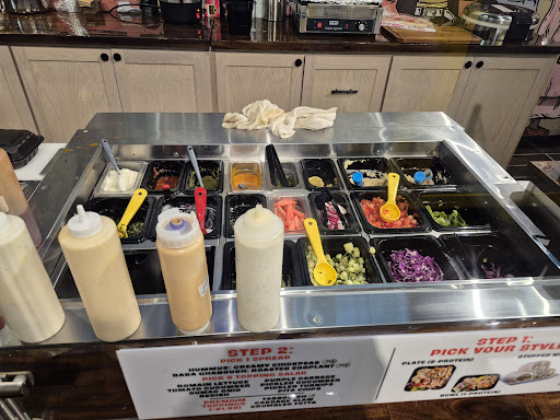 Photo of Oh My Grill Halal Mediterranean Grill Cedar Falls - 2020 College St, Cedar Falls, IA 50613