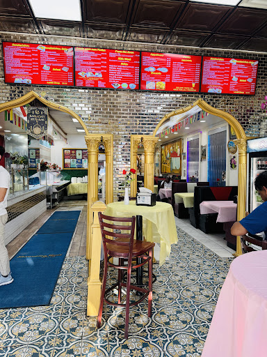 Photo of Shawarma Gyro Xpress - 2329 S Eads St, Arlington, VA 22202