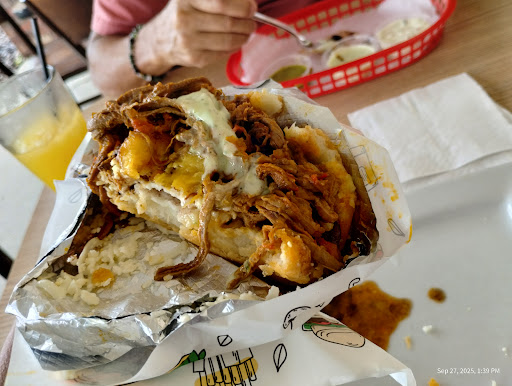 Photo of Are-Pitas Restaurant - 1727 W Fletcher Ave, Tampa, FL 33612