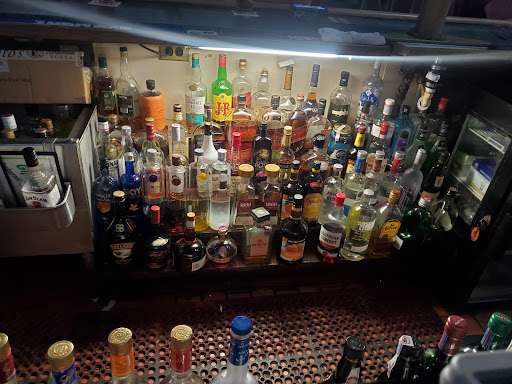 Photo of Gipper's Restaurant & Ale House - 304 Old Gate Ln, Milford, CT 06460