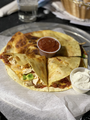 Photo of Gipper's Restaurant & Ale House - 304 Old Gate Ln, Milford, CT 06460