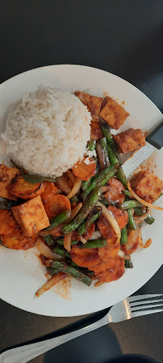 Photo of Sapz Thai Kitchen - 929 Preacher Roe Blvd, West Plains, MO 65775