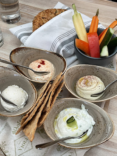 Photo of Violí Oakbrook - 260 Oakbrook Center, Oak Brook, IL 60523