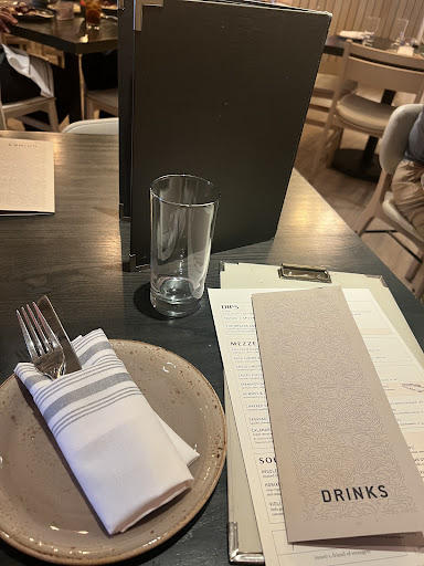 Photo of Violí Oakbrook - 260 Oakbrook Center, Oak Brook, IL 60523