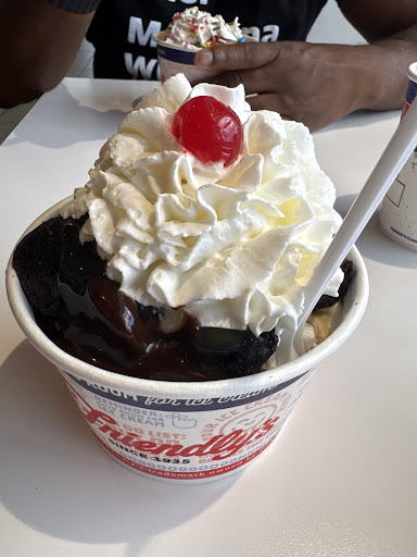 Photo of Friendly's Cafe - 291 E Main St, Westfield, MA 01085