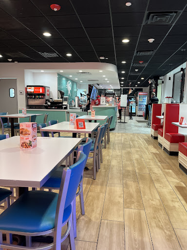 Photo of Friendly's Cafe - 291 E Main St, Westfield, MA 01085