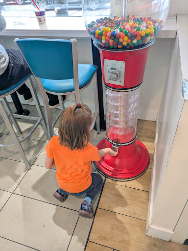 Photo of Friendly's Cafe - 291 E Main St, Westfield, MA 01085