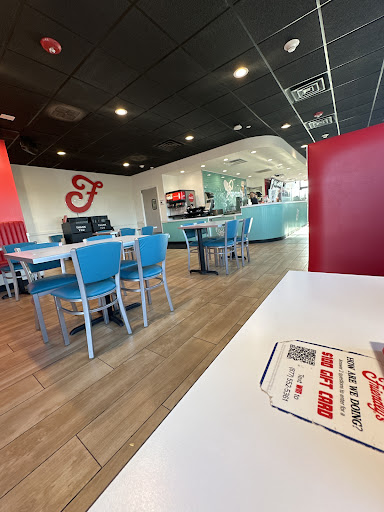 Photo of Friendly's Cafe - 291 E Main St, Westfield, MA 01085