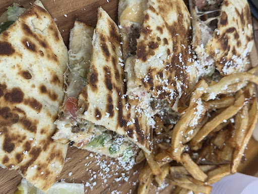 Photo of Apolis Greek Street Food - 1109 Maple Ave, Lisle, IL 60532