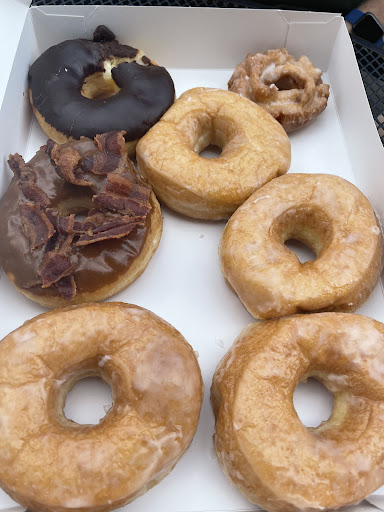 Photo of DoughJ's Chicken & Donuts - 155 E Central Ave, Webster, FL 33597