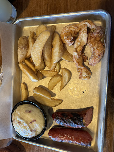 Photo of Famous Dave's Bar-B-Que - 1518 14th St W, Williston, ND 58801