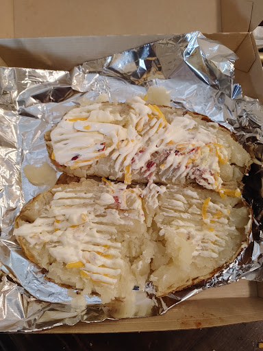 Photo of Famous Dave's Bar-B-Que - 1518 14th St W, Williston, ND 58801