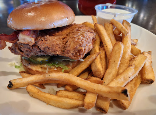 Photo of Applebee's Grill + Bar - 6 26th St W, Williston, ND 58801