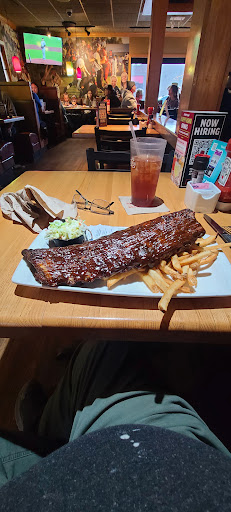 Photo of Applebee's Grill + Bar - 6 26th St W, Williston, ND 58801
