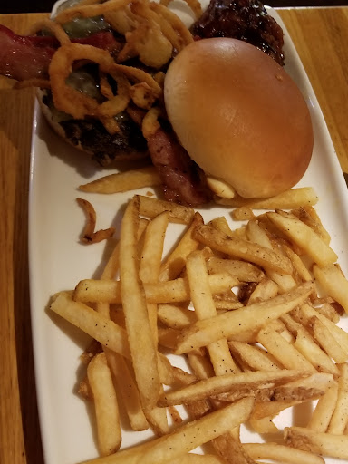 Photo of Applebee's Grill + Bar - 6 26th St W, Williston, ND 58801