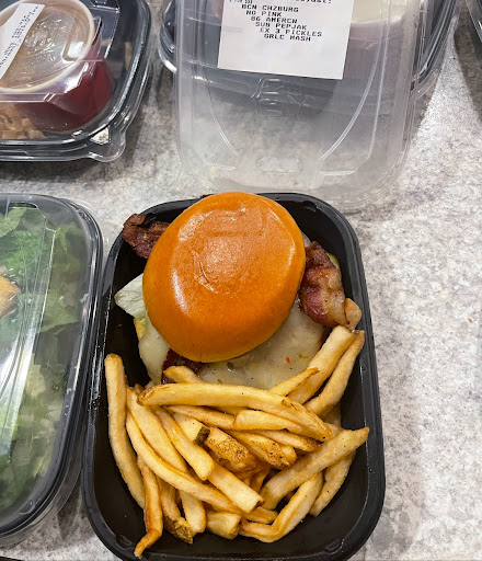 Photo of Applebee's Grill + Bar - 6 26th St W, Williston, ND 58801