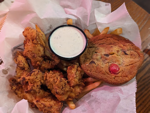 Photo of Grizzly's Wood-Fired Grill - 2207 1st St S, Willmar, MN 56201