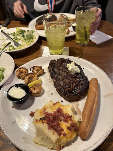 Photo of Grizzly's Wood-Fired Grill - 2207 1st St S, Willmar, MN 56201