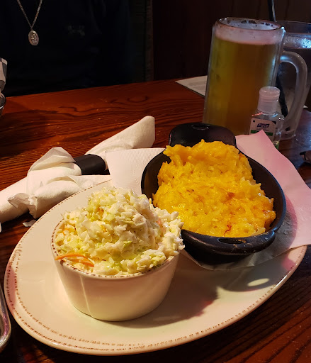 Photo of Grizzly's Wood-Fired Grill - 2207 1st St S, Willmar, MN 56201