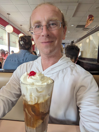 Photo of Friendly's - 2150 Lincoln Hwy, Lancaster, PA 17602