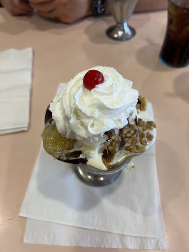 Photo of Friendly's - 2150 Lincoln Hwy, Lancaster, PA 17602