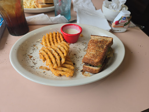 Photo of Friendly's - 2150 Lincoln Hwy, Lancaster, PA 17602