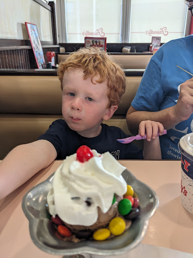 Photo of Friendly's - 2150 Lincoln Hwy, Lancaster, PA 17602