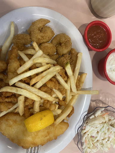 Photo of Friendly's - 2150 Lincoln Hwy, Lancaster, PA 17602