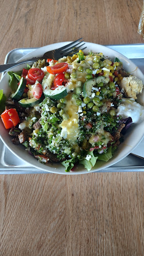 Photo of mezeh - 555 Compass Pt Plz Suite 100, Leesburg, VA 20175